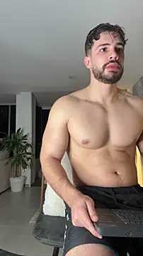 Snapshot of Valenthino_Salvatore chatting on 02.27.26 Valenthino Salvatore online show from 02.27.26