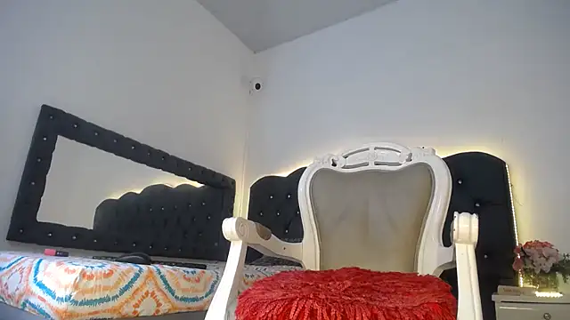 Emily Jedet online show from 03.18.26