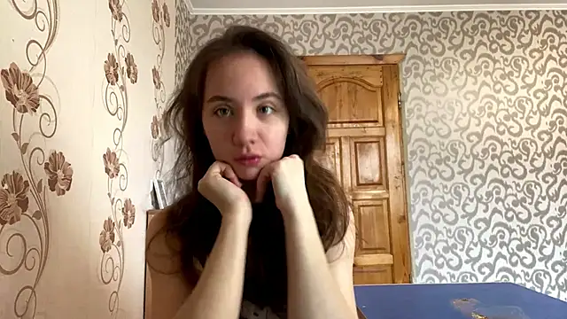 ChandaApplin online show from 12.15.25