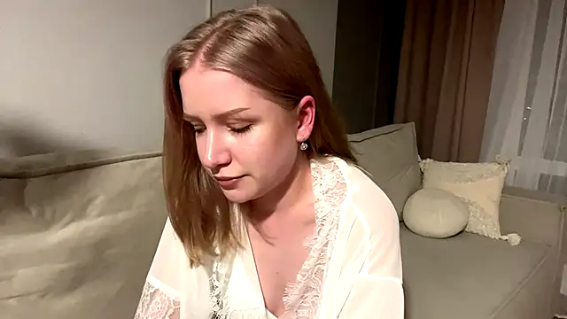 Alice meow15 online show from 11.22.25