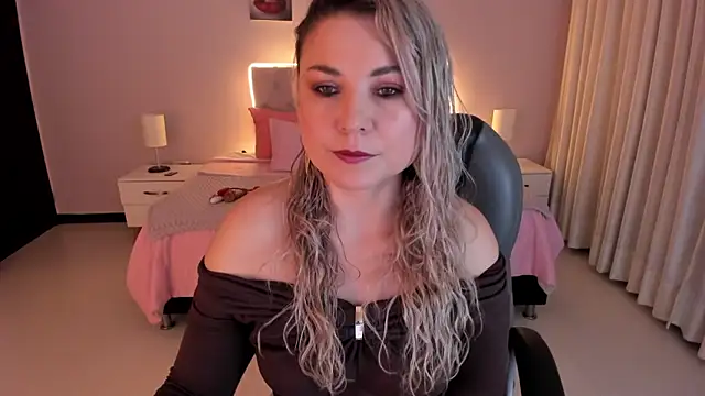 Violeta Hotter online show from 01.08.26