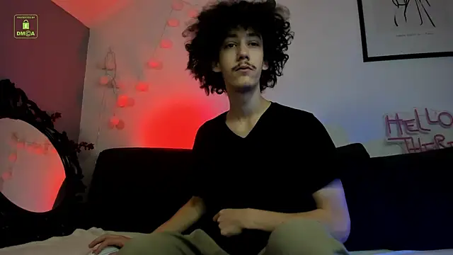 Snapshot of Dilan_Wolfe chatting on 12.14.25 Dilan Wolfe online show from 12.14.25