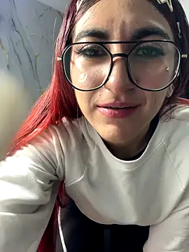 Snapshot of Venus_Bms_ chatting on 12.19.25 Venus Bms online show from 12.19.25