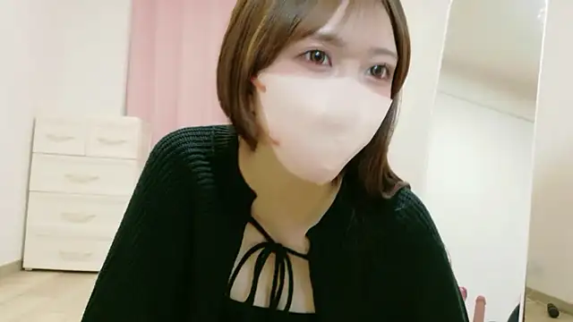 Snapshot of alicechan_v chatting on 07.07.26 alicechan v online show from 07.07.26