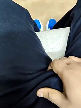 Snapshot of desi_alpha_boy chatting on 12.05.25 desi alpha boy online show from 12.05.25