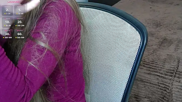 Snapshot of Brandy_Gem chatting on 01.12.26 Brandy Gem online show from 01.12.26