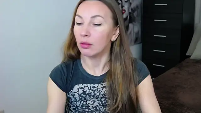 Snapshot of Brandy_Gem chatting on 03.16.26 Brandy Gem online show from 03.16.26