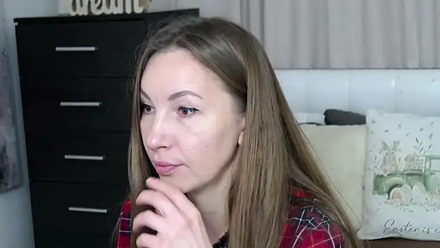 Snapshot of Brandy_Gem chatting on 04.01.26 Brandy Gem online show from 04.01.26