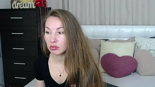 Snapshot of Brandy_Gem chatting on 04.13.26 Brandy Gem online show from 04.13.26