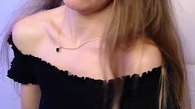 Snapshot of Brandy_Gem chatting on 05.27.26 Brandy Gem online show from 05.27.26