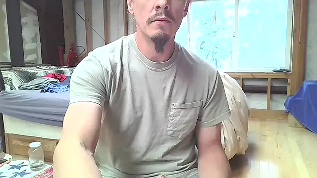 Ruggeddude8 online show from 04.12.26