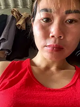 Snapshot of meganmeo chatting on 05.17.26 meganmeo online show from 05.17.26
