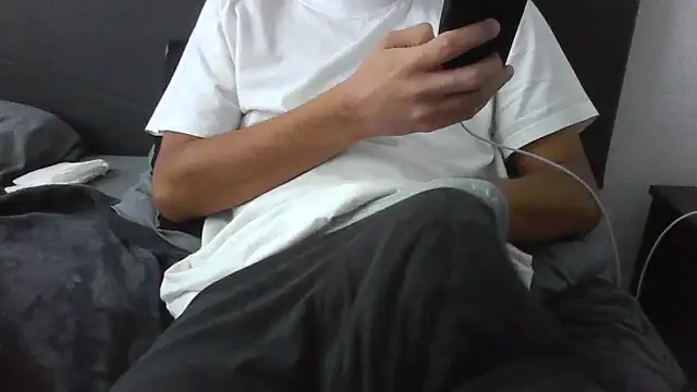 latinman7944 online show from 04.03.26