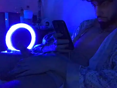 Karrrpeleeee online show from 02.04.26