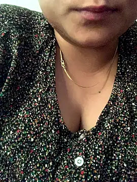 hotladki5 online show from 12.03.25