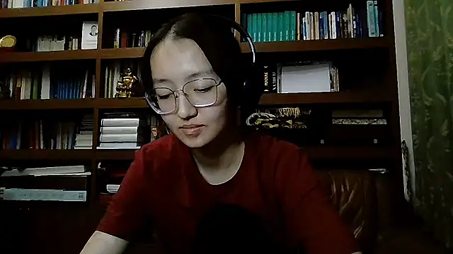 LinaClous online show from 02.28.26