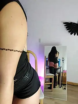 Snapshot of ArgentinaShani chatting on 02.25.26 ArgentinaShani online show from 02.25.26