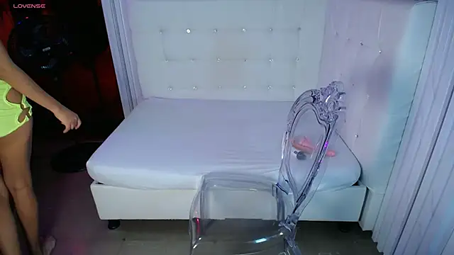 Ameliasexx online show from 12.04.25