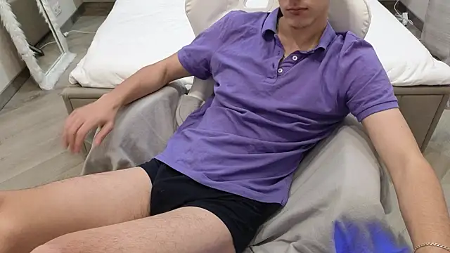 MoonlinSkinn online show from 12.05.25