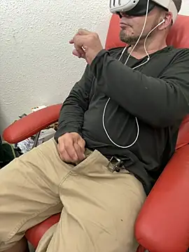 2addictivelyhorny online show from 03.05.26