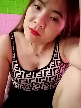 Snapshot of Lily-ross22 chatting on 02.27.26 Lily-ross22 online show from 02.27.26