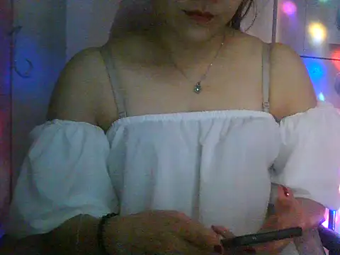 Snapshot of Lily-ross22 chatting on 03.26.26 Lily-ross22 online show from 03.26.26