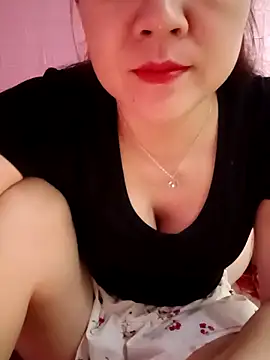 Snapshot of Lily-ross22 chatting on 03.30.26 Lily-ross22 online show from 03.30.26