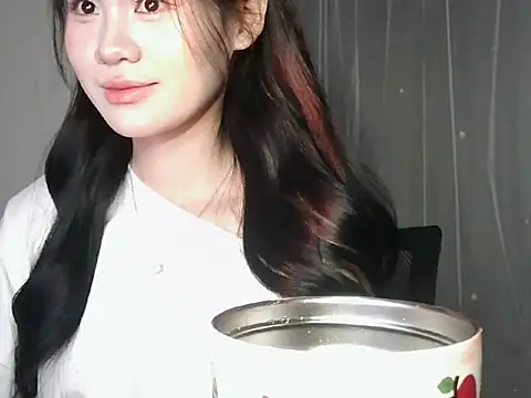 Snapshot of Nunaa18 chatting on 02.11.26 Nunaa18 online show from 02.11.26