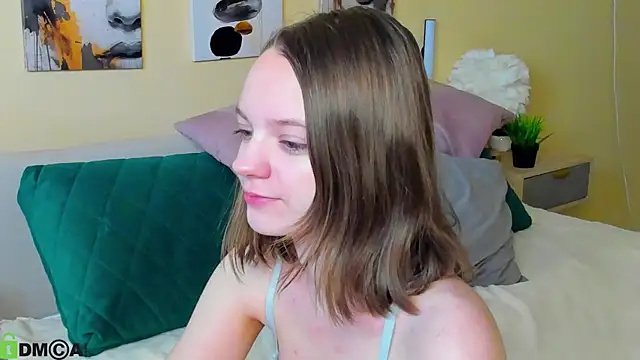 Olivia Riesz online show from 03.28.26