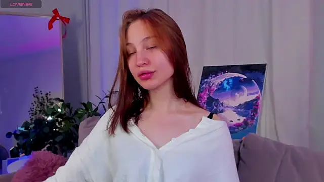 lally cute online show from 02.21.26