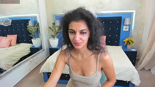 Yasminehot online show from 12.04.25