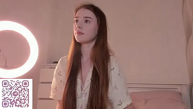 AmyForYouu online show from 12.02.25