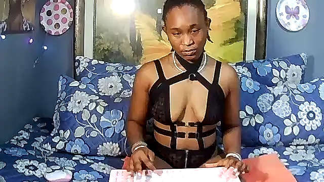 Snapshot of JuicyEbonyGoddess chatting on 03.22.26 JuicyEbonyGoddess online show from 03.22.26