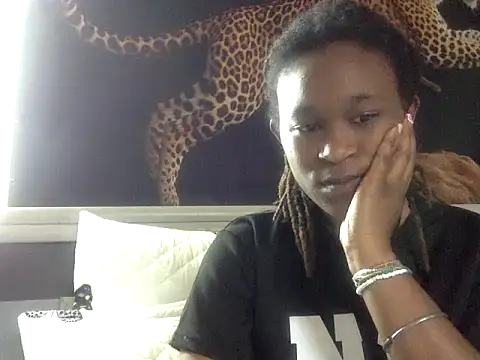Snapshot of JuicyEbonyGoddess chatting on 04.05.26 JuicyEbonyGoddess online show from 04.05.26