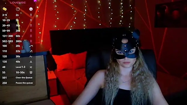 Snapshot of _Sweet__Cat_ chatting on 04.30.26 Sweet Cat online show from 04.30.26