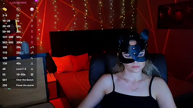 Snapshot of _Sweet__Cat_ chatting on 04.30.26 Sweet Cat online show from 04.30.26