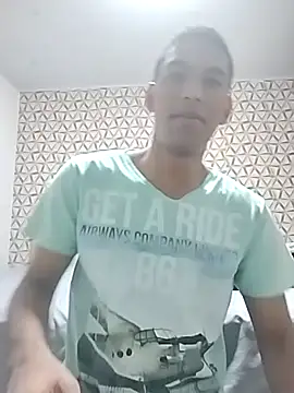 Comebuceta10 online show from 11.26.25