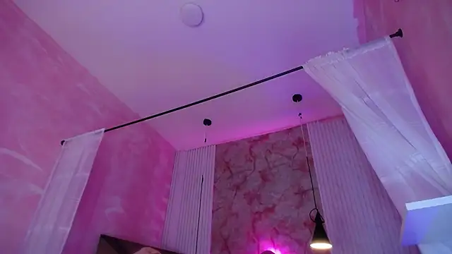 Aine Collins  online show from 01.09.26