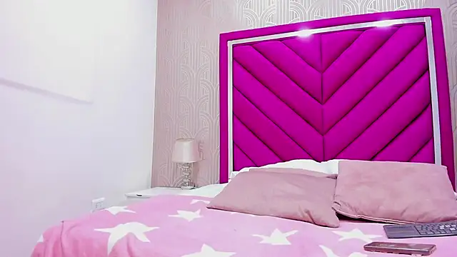 Snapshot of emma_cook_ chatting on 01.13.26 emma cook online show from 01.13.26