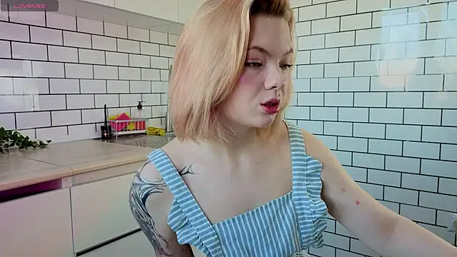 Me1inMonro online show from 04.02.26