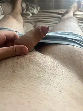 Snapshot of theh0tdick chatting on 06.15.26 theh0tdick online show from 06.15.26