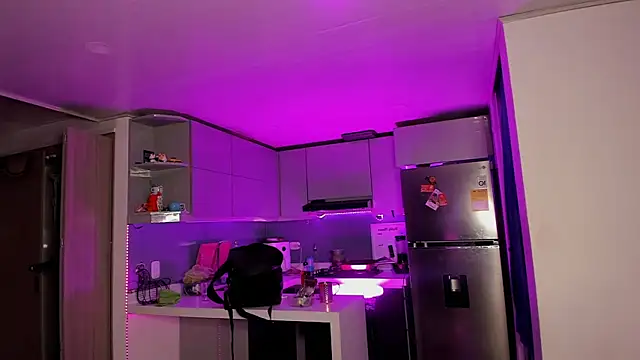 Snapshot of SaraAndrade_ chatting on 01.05.26 SaraAndrade online show from 01.05.26