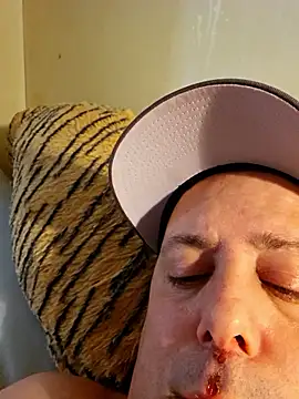 Snapshot of BODY78_M chatting on 01.10.26 BODY78 M online show from 01.10.26