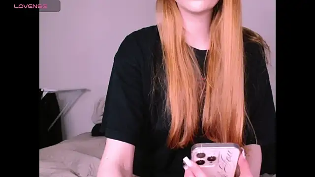  Milana Sparkl75  online show from 03.31.26