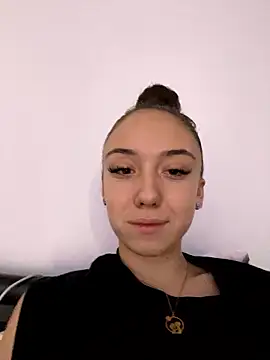 Snapshot of CristinaSw chatting on 01.11.26 CristinaSw online show from 01.11.26