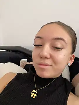 Snapshot of CristinaSw chatting on 01.19.26 CristinaSw online show from 01.19.26