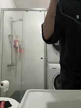 Snapshot of Bigefe chatting on 02.15.26 Bigefe online show from 02.15.26