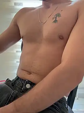 Snapshot of Bigefe chatting on 02.25.26 Bigefe online show from 02.25.26