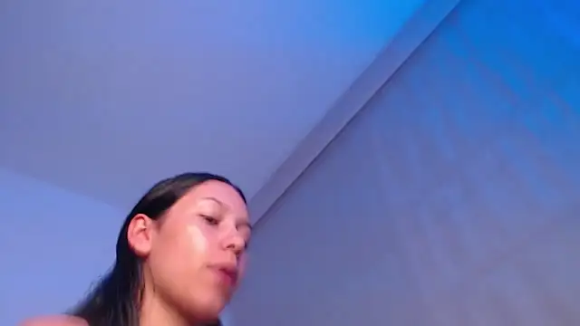 Snapshot of Noah_and_kim69 chatting on 12.20.25 Noah and kim69 online show from 12.20.25