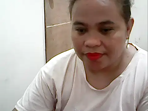Snapshot of cutechubby chatting on 05.30.26 cutechubby online show from 05.30.26